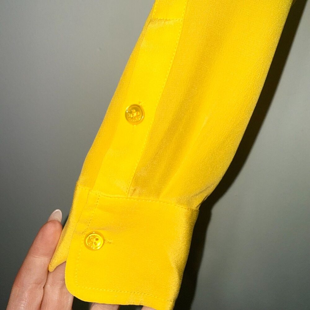 Equipment Brett Silk Button Down Shirt - Lemon Yellow XS - Picture 4 of 7